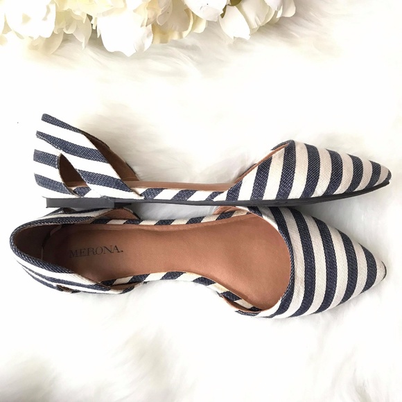 MERONA CELINE BLUE & WHITE POINTY TOE FLATS NWOB - Picture 2 of 4